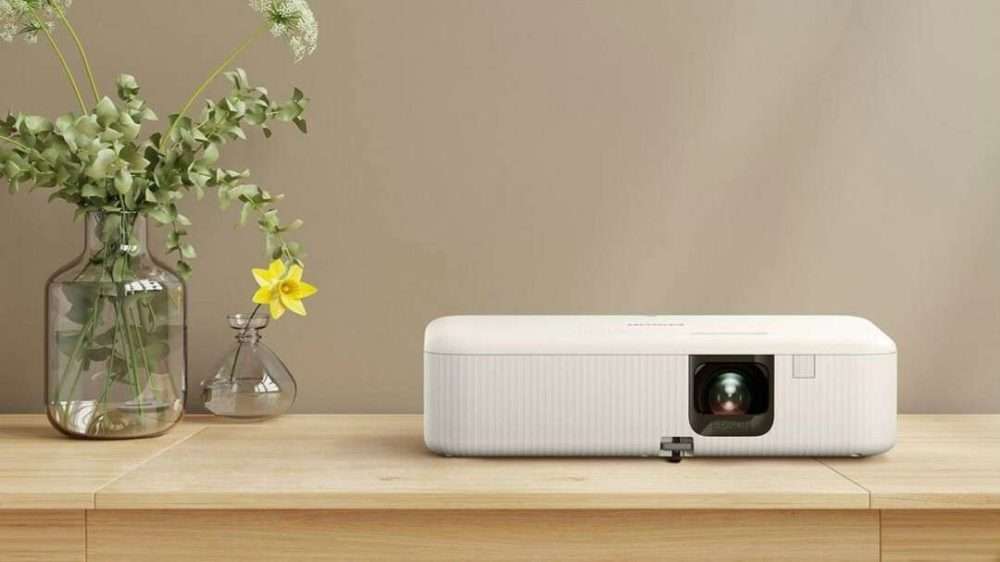 Enhance Your Presentations with the Epson CO-W01 Projector