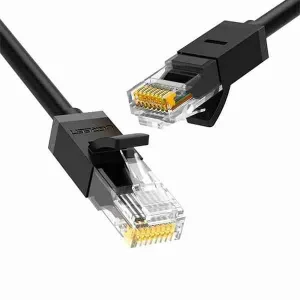 UGREEN Cat6 15 m Ethernet cable coiled Close‑up of RJ45 connector on Cat6 cable UGREEN cable connected between router and PC Snagless tab detail of RJ45 connector Cross‑section view showing twisted pair structure Cable laid out in home network setup