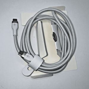 Close-up of braided silicone Belkin INC004btSGY Boost Charge Pro Flex USB-C to Lightning Cable 1M